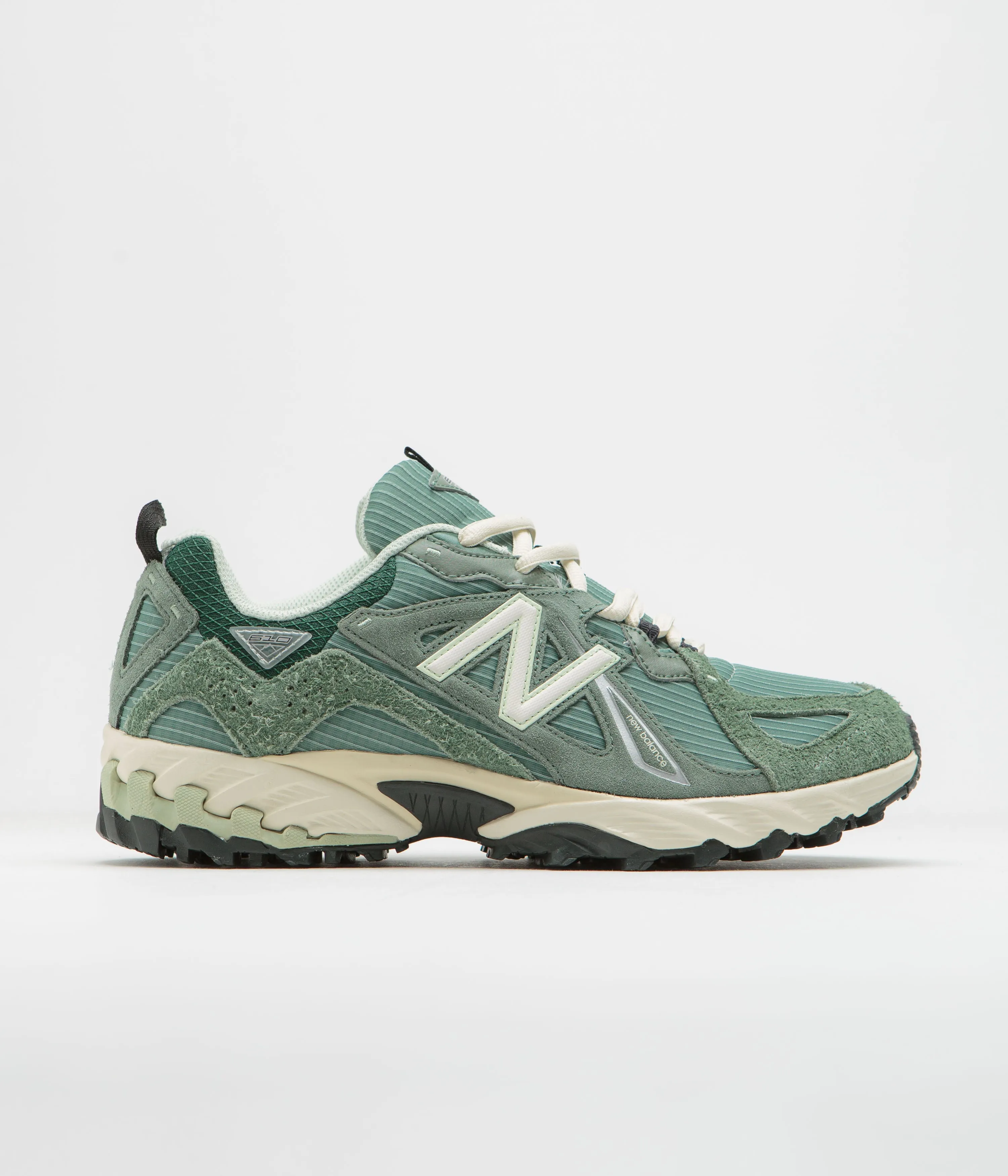 New Balance 610 Shoes - Green / Natural Mint