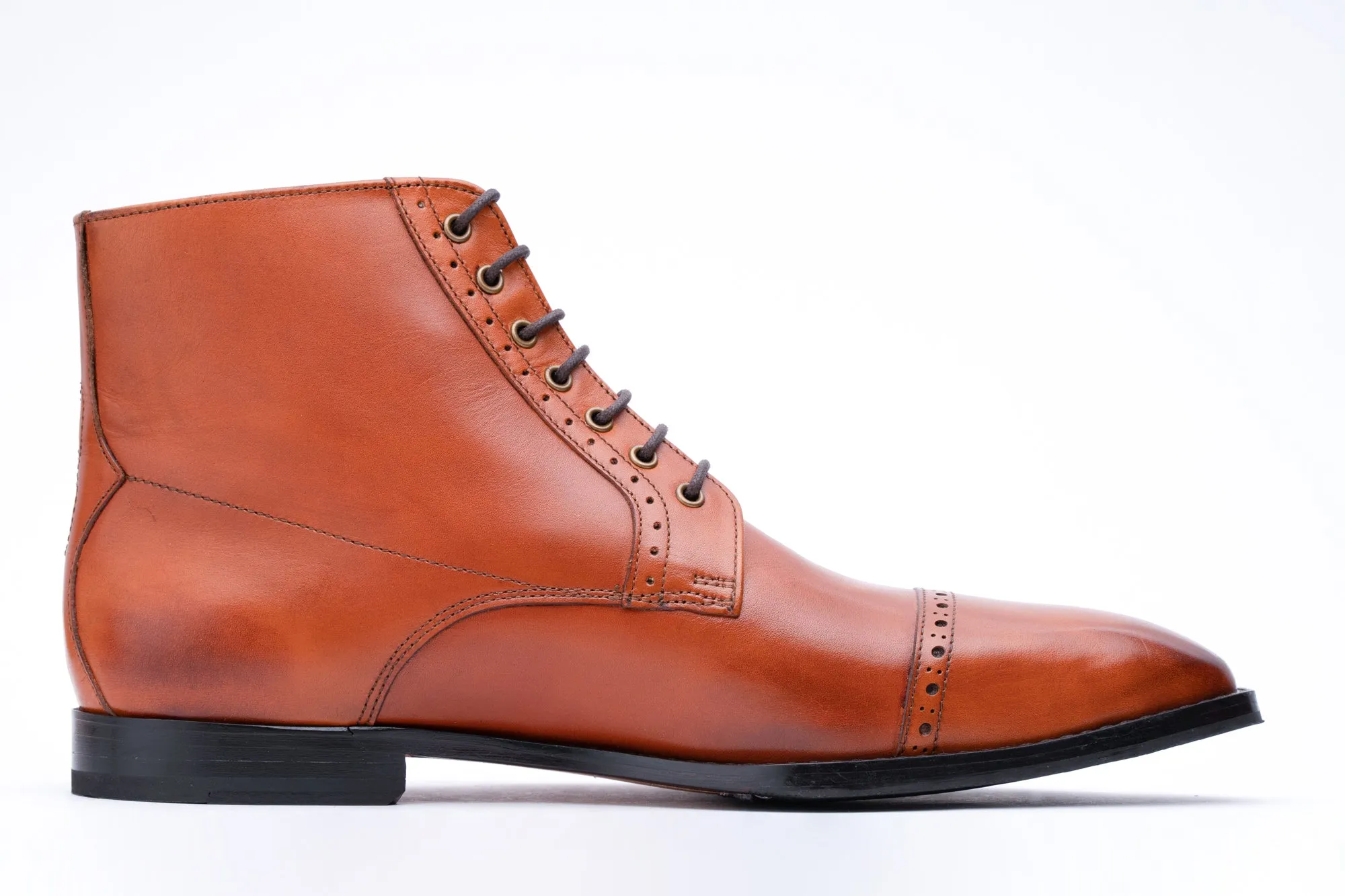 toecap Half  brogue Derby boot